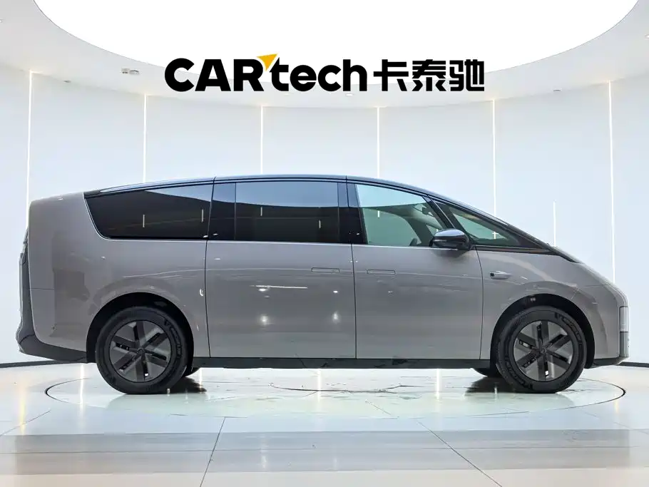Li Auto MEGA 2025 2025 Model Home Family Special Edition