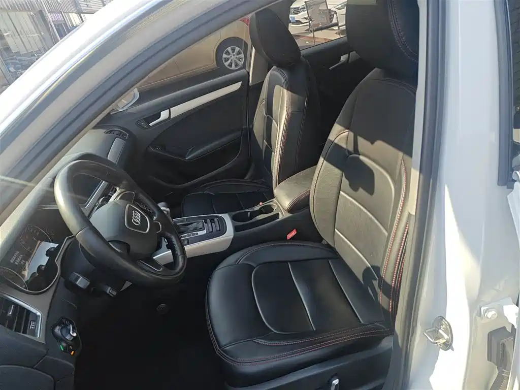 Audi A4L 2016 30 TFSI Automatic Comfort фото 15
