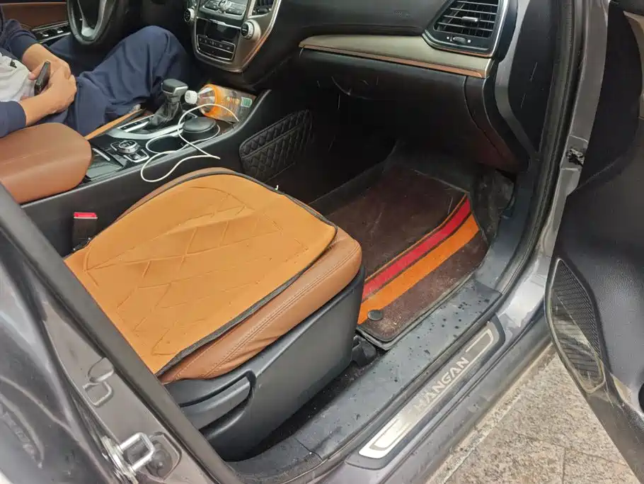 Changan CS95 2017 2017 2.0T FWD Zhiyuan Edition
