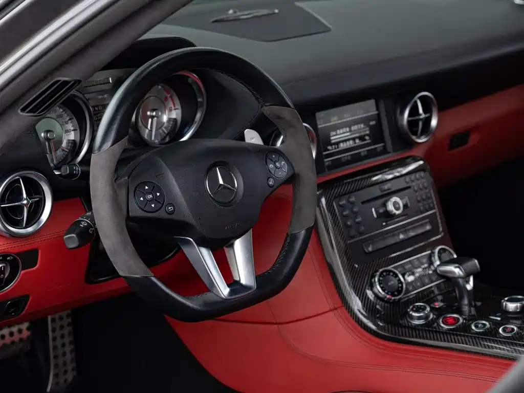 Mercedes-Benz SLS AMG 2011 2011 SLS AMG