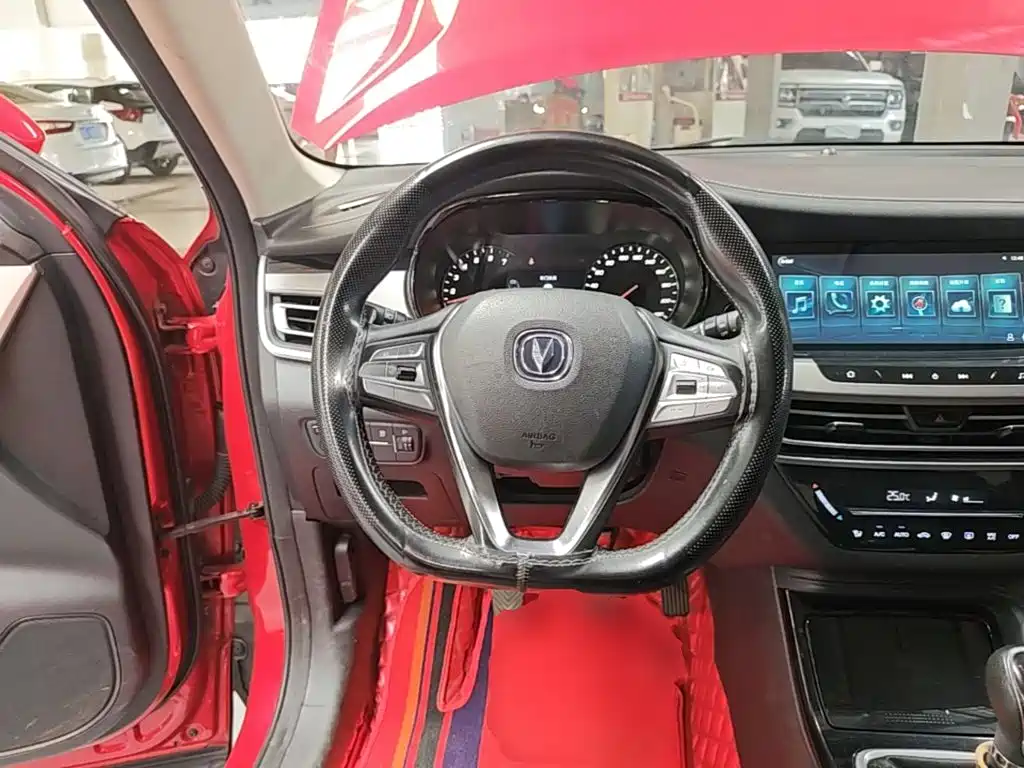Changan CS35 PLUS 2019 2018 1.6L Manual Smooth Connect China V