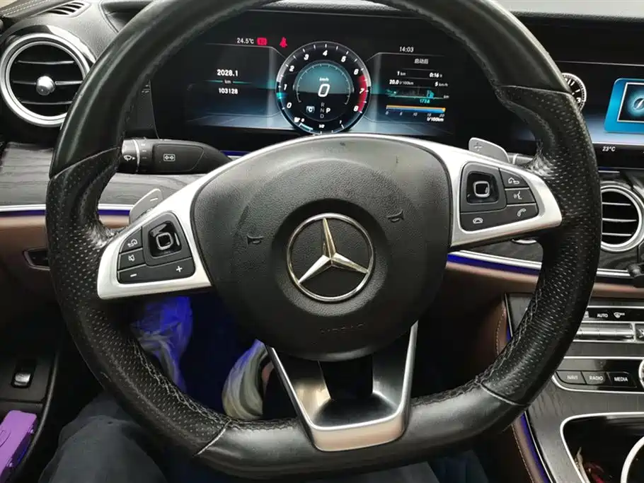 Mercedes-Benz E-Class 2018 Facelift E 300 L Sport Fashion фото 15