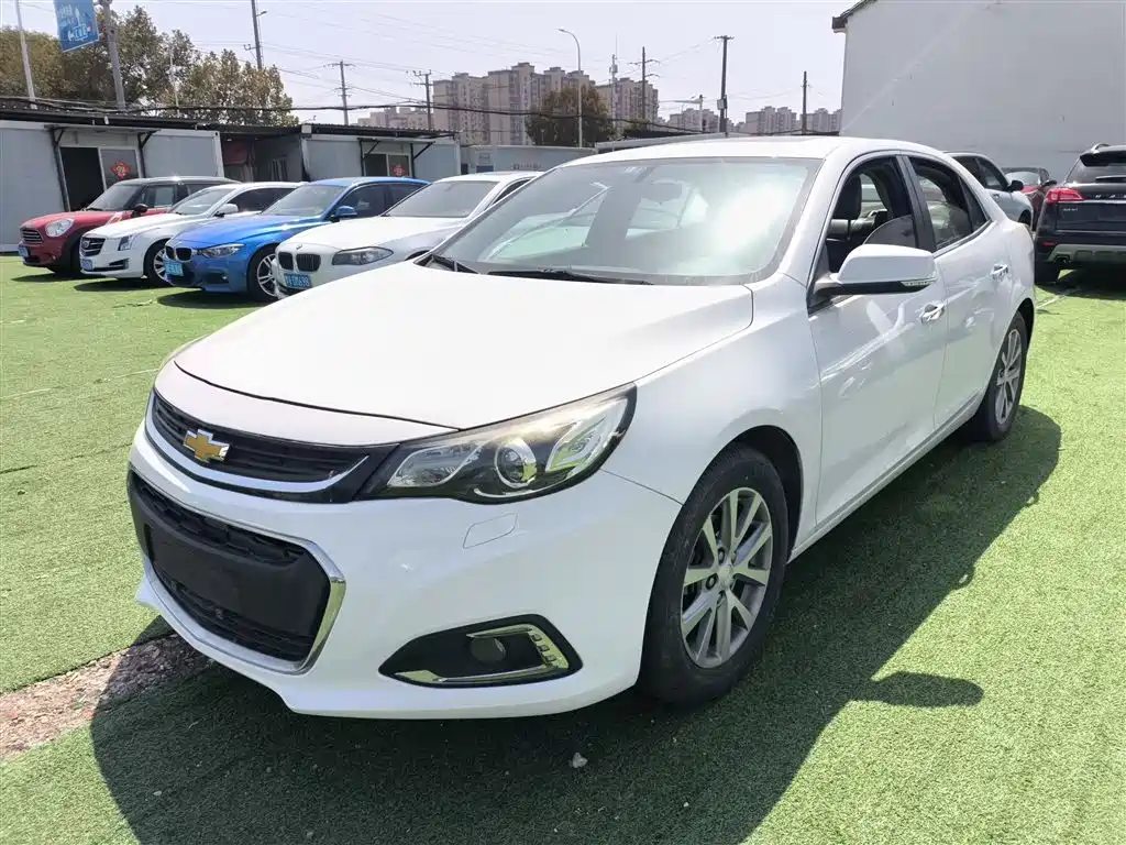 Chevrolet Malibu 2017 1.5T Automatic Luxury Edition фото 2