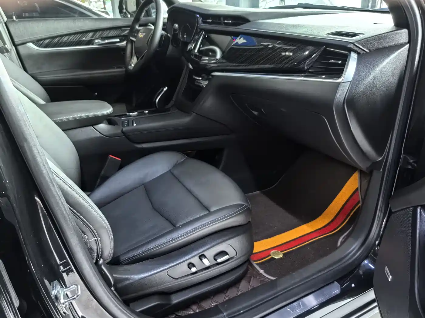 Cadillac XT6 2024 2022 2.0T 7-Seater 4WD Luxury Edition