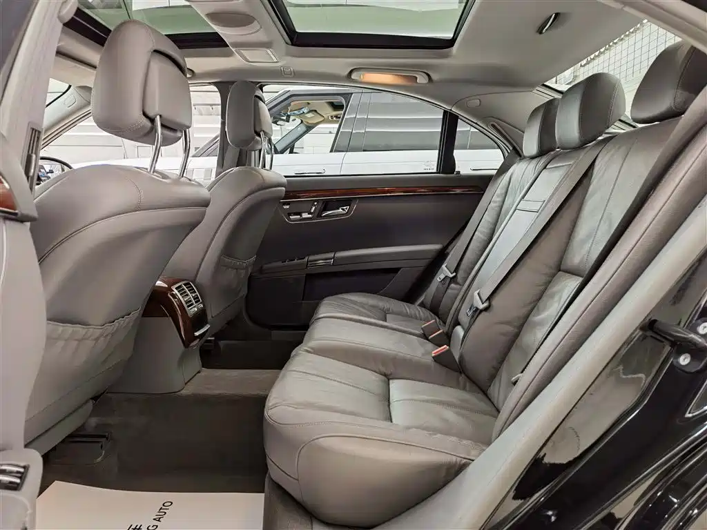 Mercedes-Benz S-Class 2008 S 300 L Business фото 11
