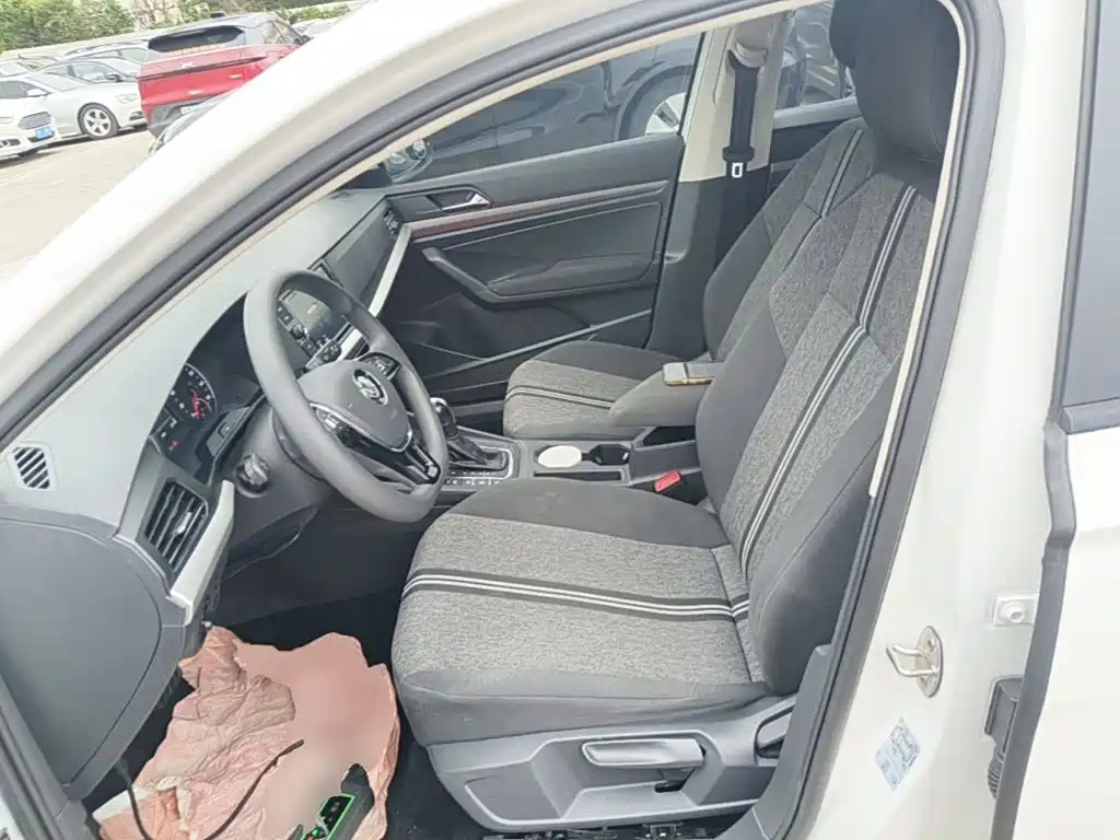 Volkswagen VW Lavida EV 2021 2019 Premium Edition