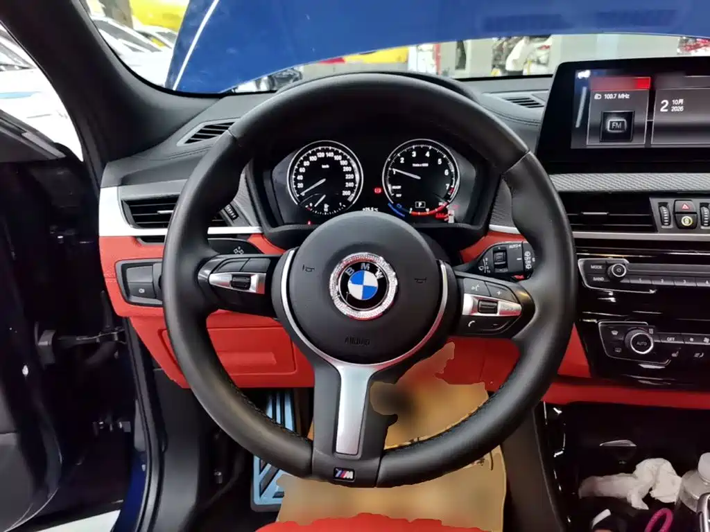 BMW X2 2020 2020 sDrive25i Premium M Off-Road Package