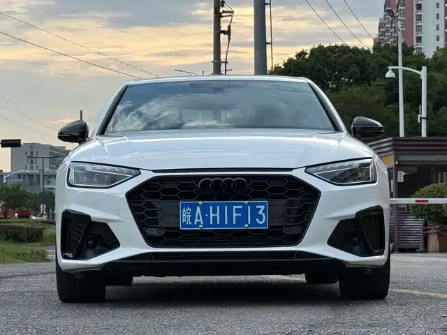 Audi A4L 2023