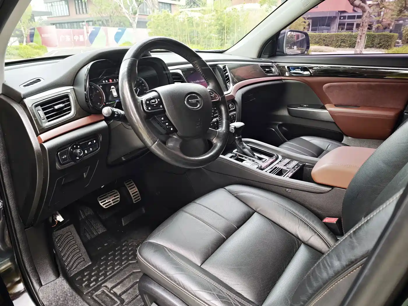 GAC Trumpchi Trumpchi GS8 2017 320T 2WD Luxury Smart Connect (7-seater) фото 9