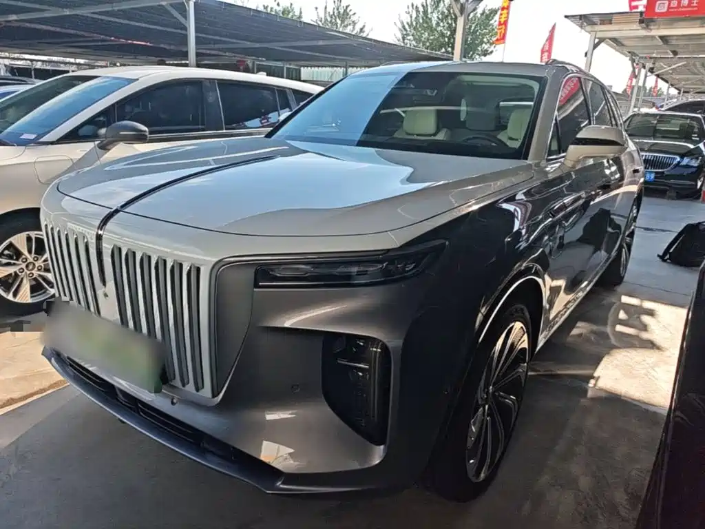 2023 Hongqi E-HS9