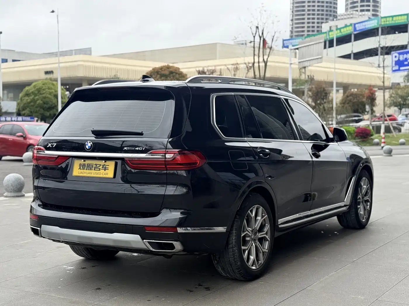 BMW X7 2021 xDrive40i Leading Luxury Package фото 7