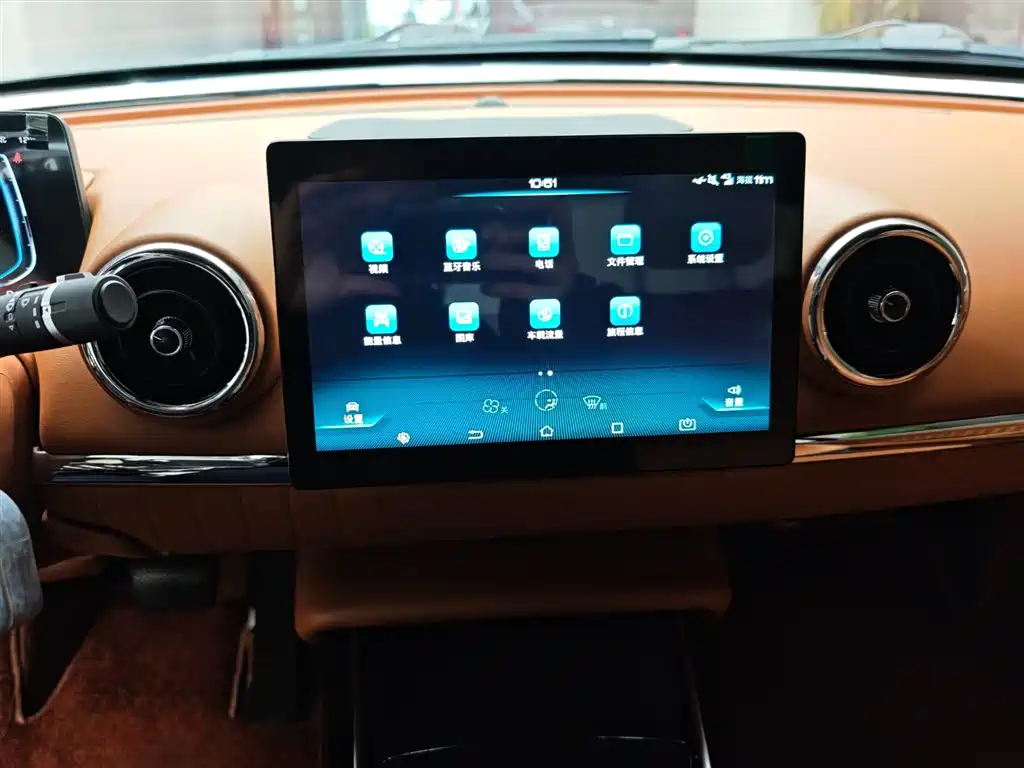 SONGSAN MOTORS SS DOLPHIN