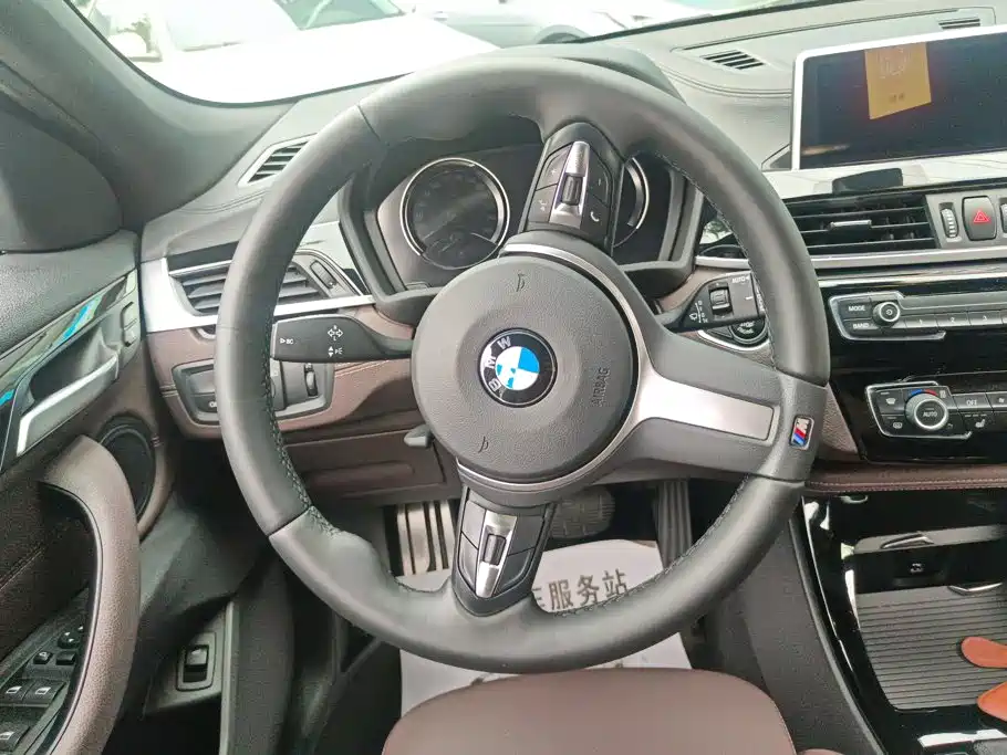 Фото 15 - BMW X2