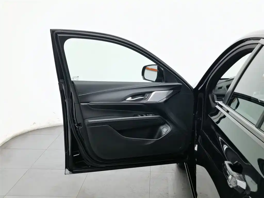 CADILLAC CT4