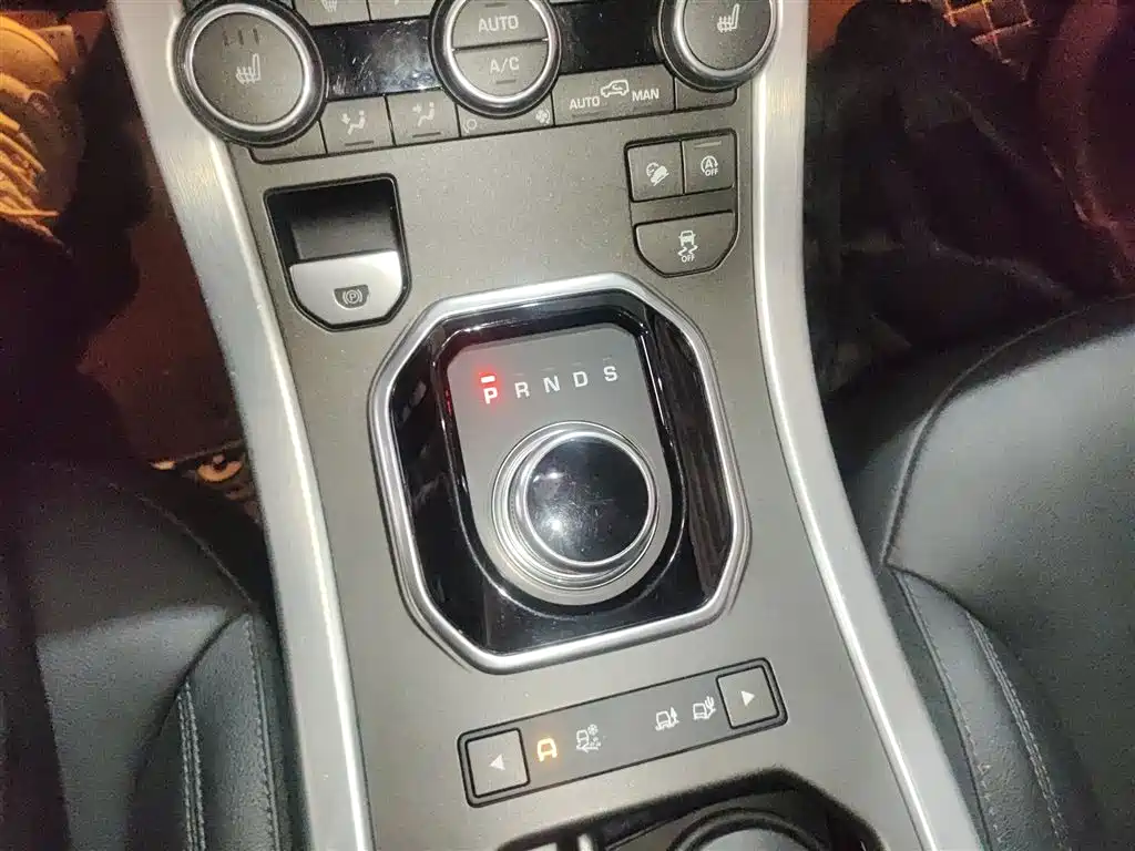 Land Rover Range Rover Evoque 2018 240PS SE Smart Edition фото 10