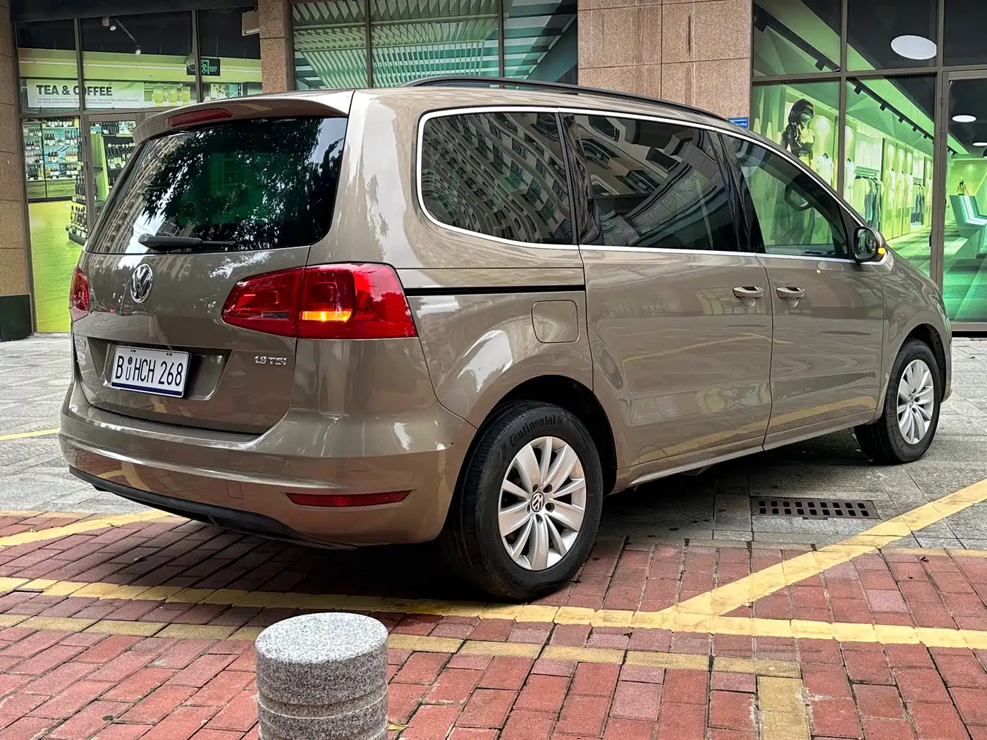Volkswagen Sharan 2016 2015 1.8TSI Comfort
