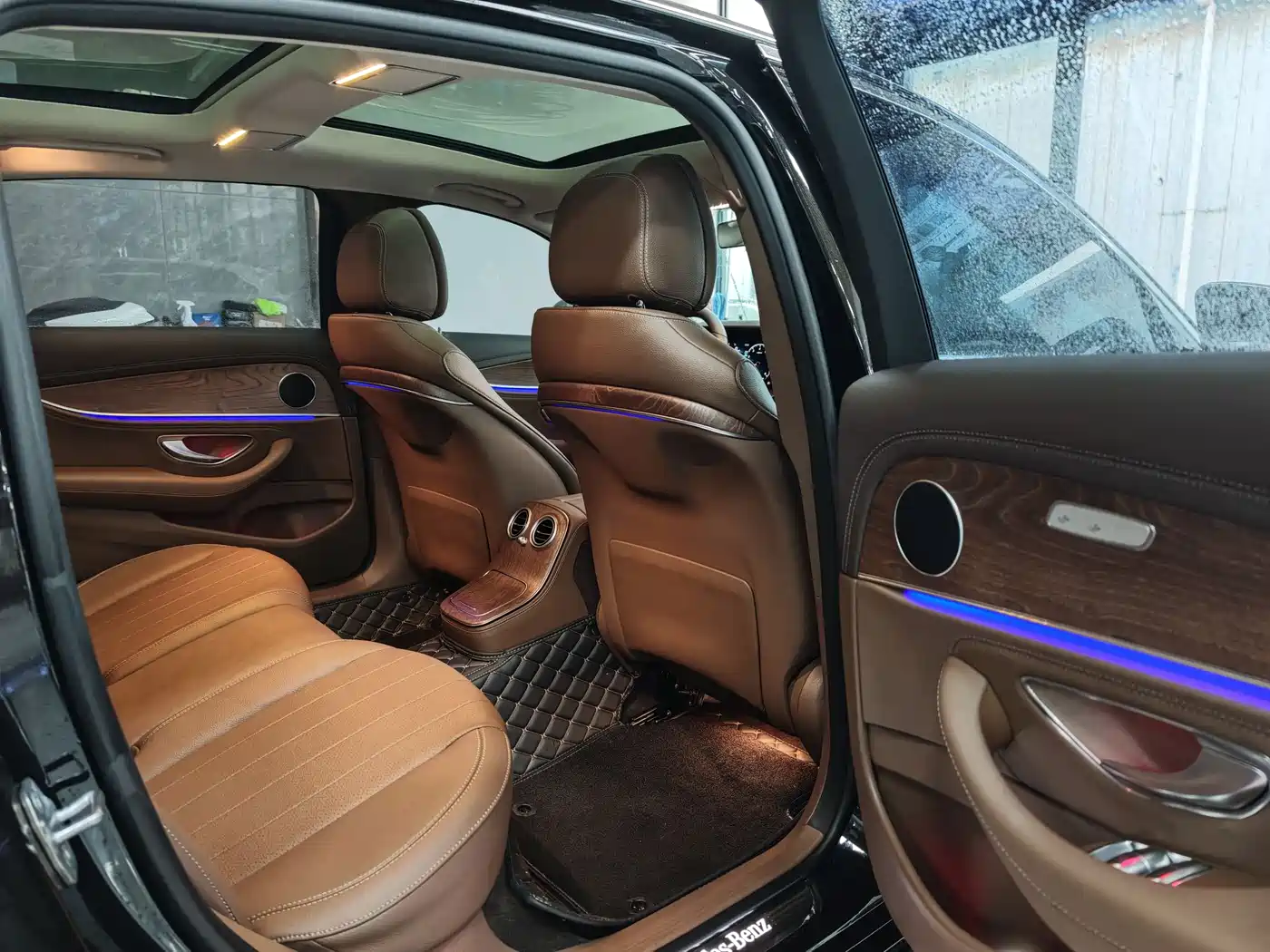 Mercedes-Benz E-Class 2023 E 260 L фото 14