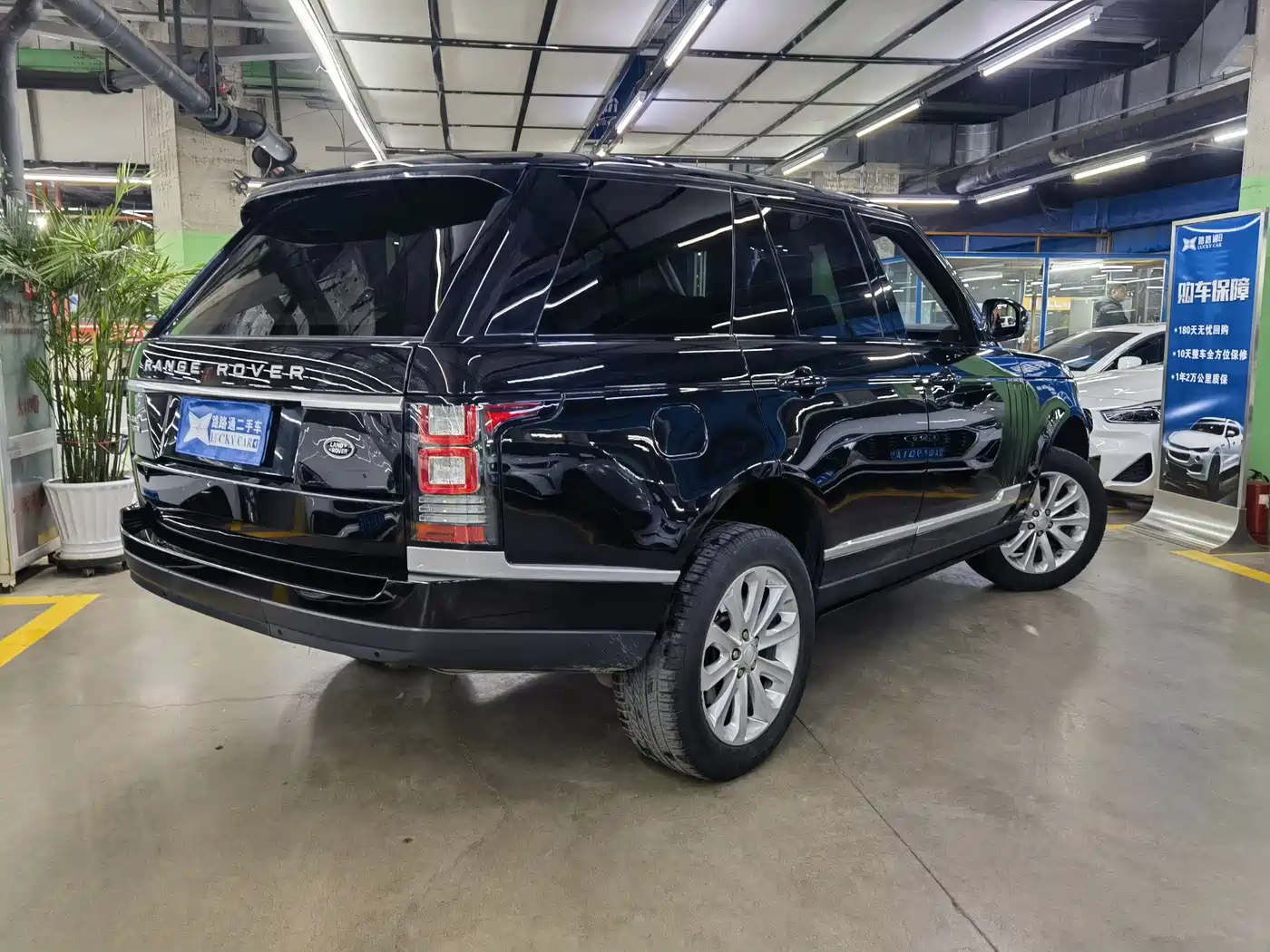 Land Rover Range Rover 2015 3.0 SC V6 Vogue фото 6