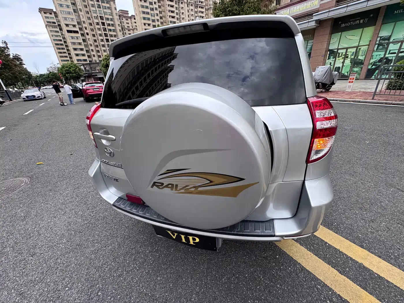 Toyota RAV4 (Import) 2011 2011 Base Model