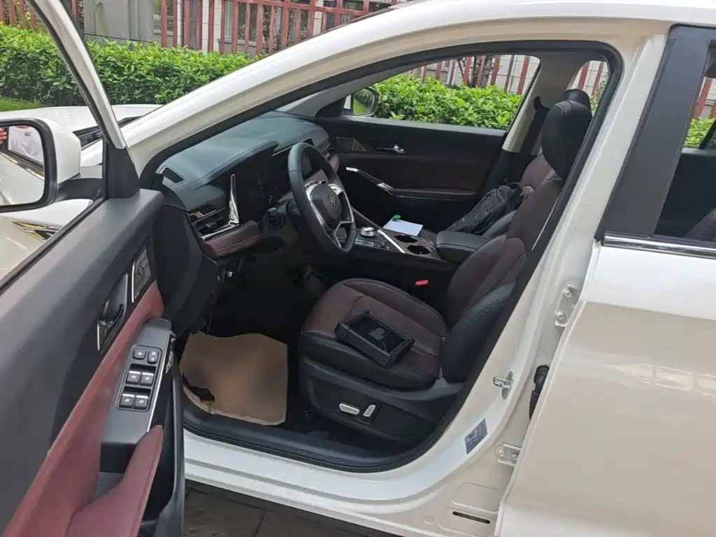 Sehol X8 PLUS 2023 2023 1.5TGDI DCT Smart Enjoyment Edition (7-seater)