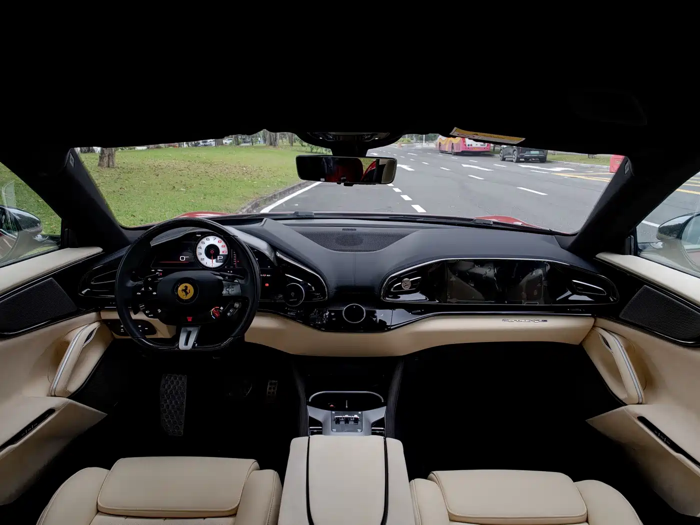 Ferrari Purosangue 2024 2023 6.5L V12