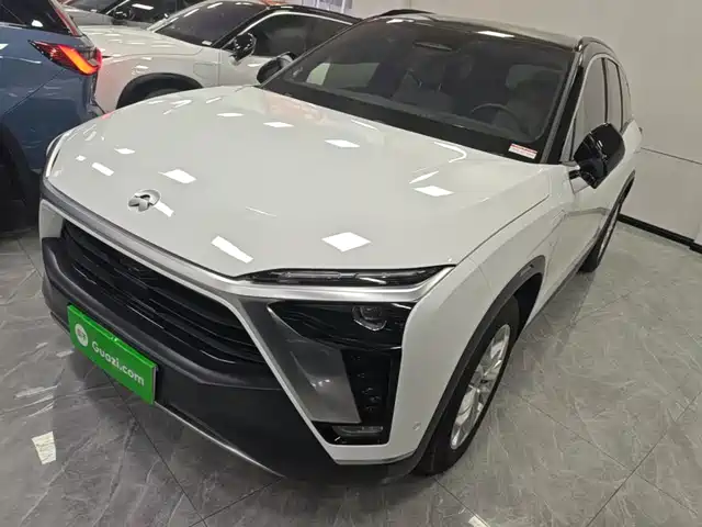 NIO ES8 2020