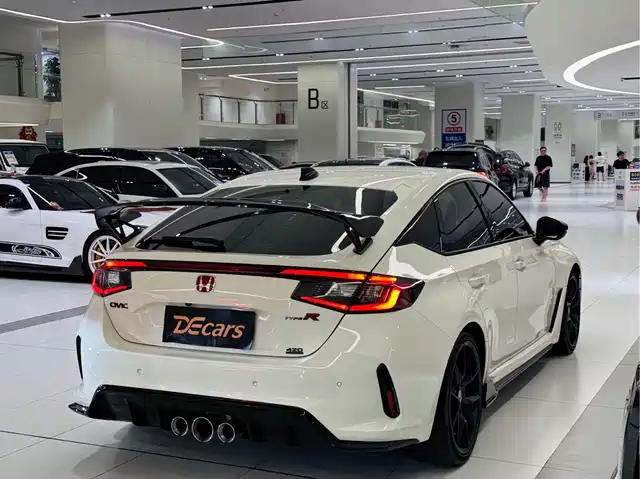 Honda Civic (Import) 2023 2.0T 420TURBO TYPE R — фото 4