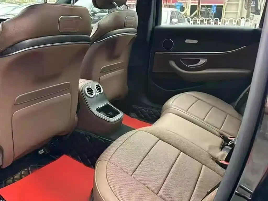 Mercedes-Benz E-Class 2023 Facelift E 300 L Sport Luxury фото 13