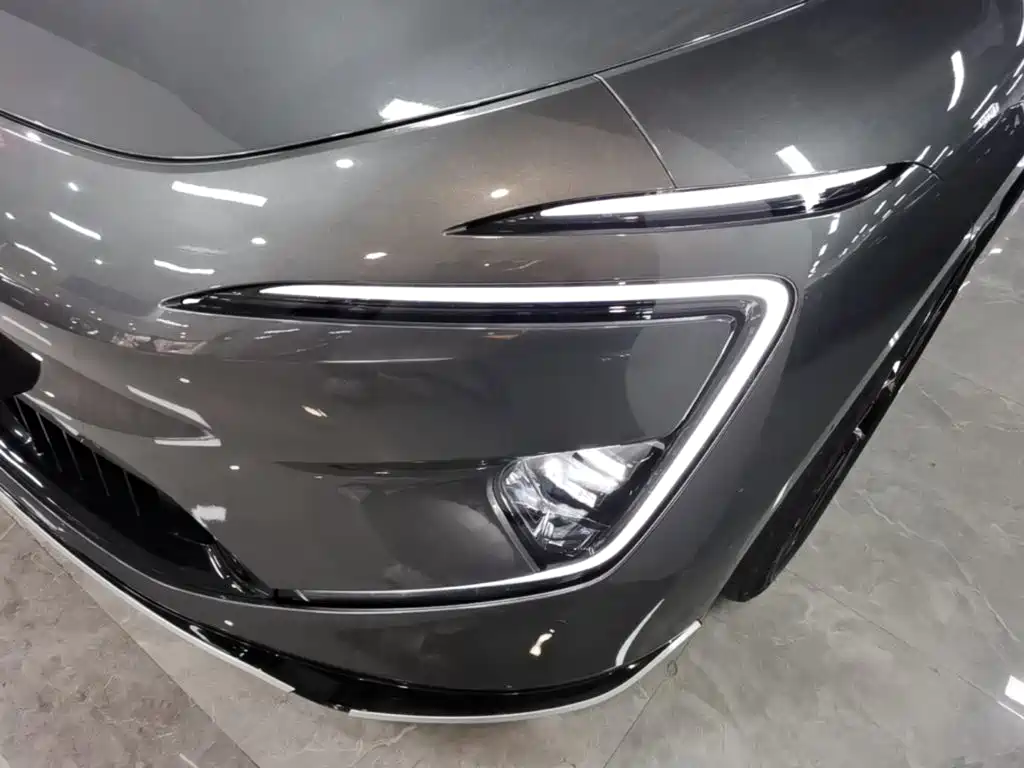 Avatr 12 2024 2023 650 Triple Laser AWD Performance Edition