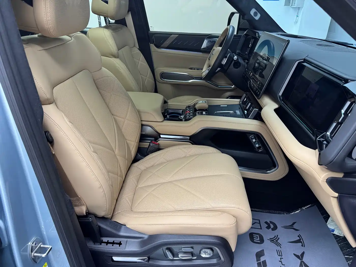 FANG CHENG BAO LEOPARD 8