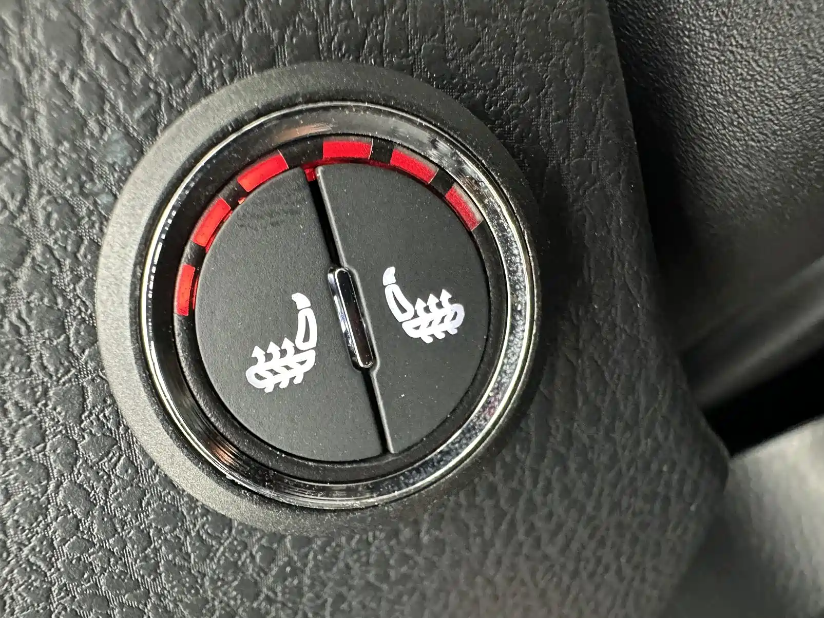 Photo 12 - Toyota YARiS L Zhi Xuan