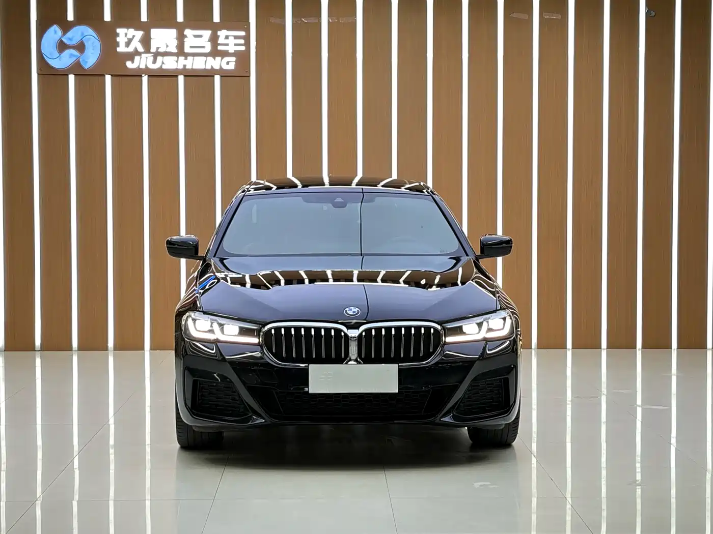 BMW 5 Series 2022 Facelift 525Li M Sport Package фото 2
