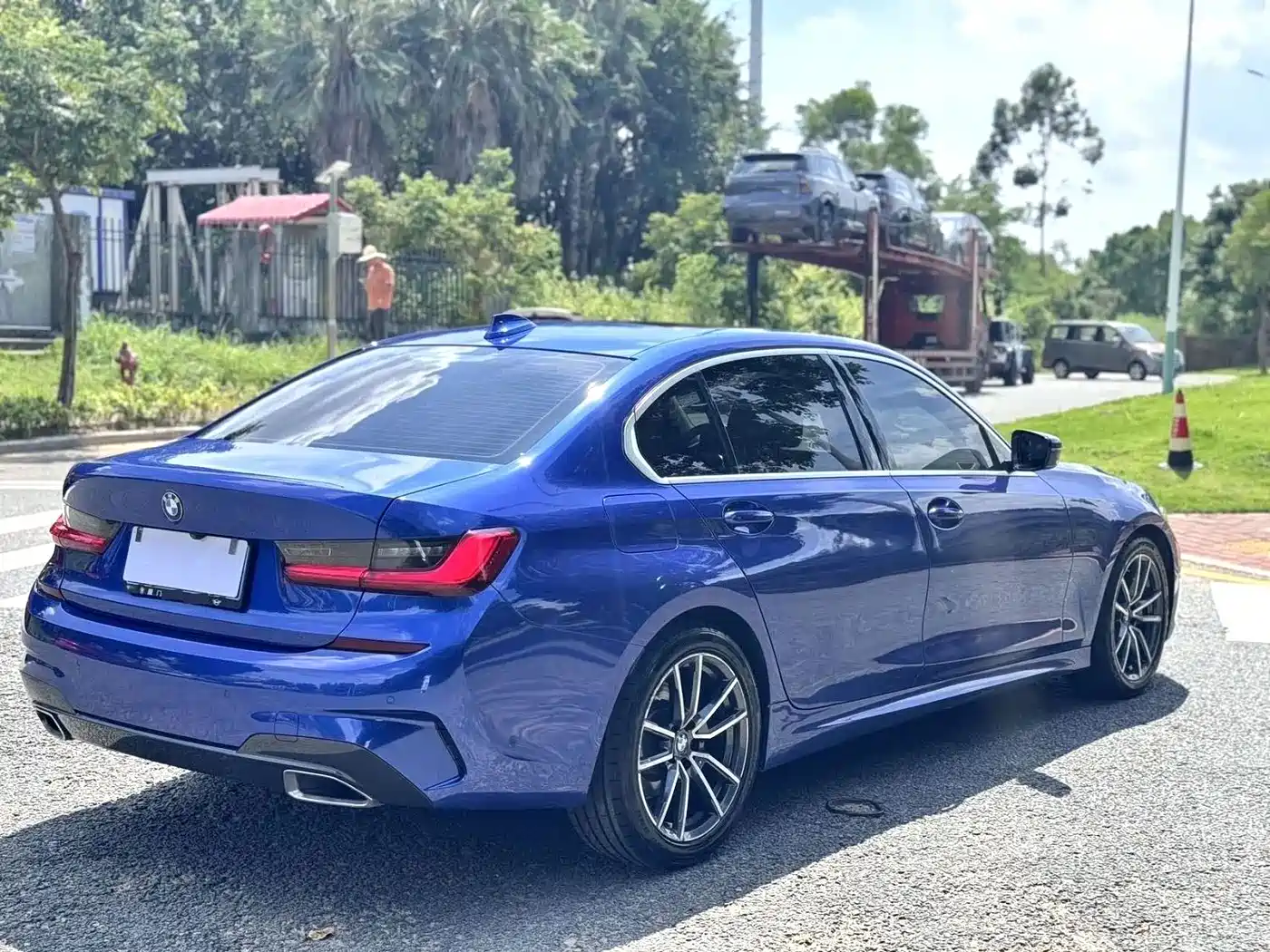 Фото 9 - BMW 3 Series