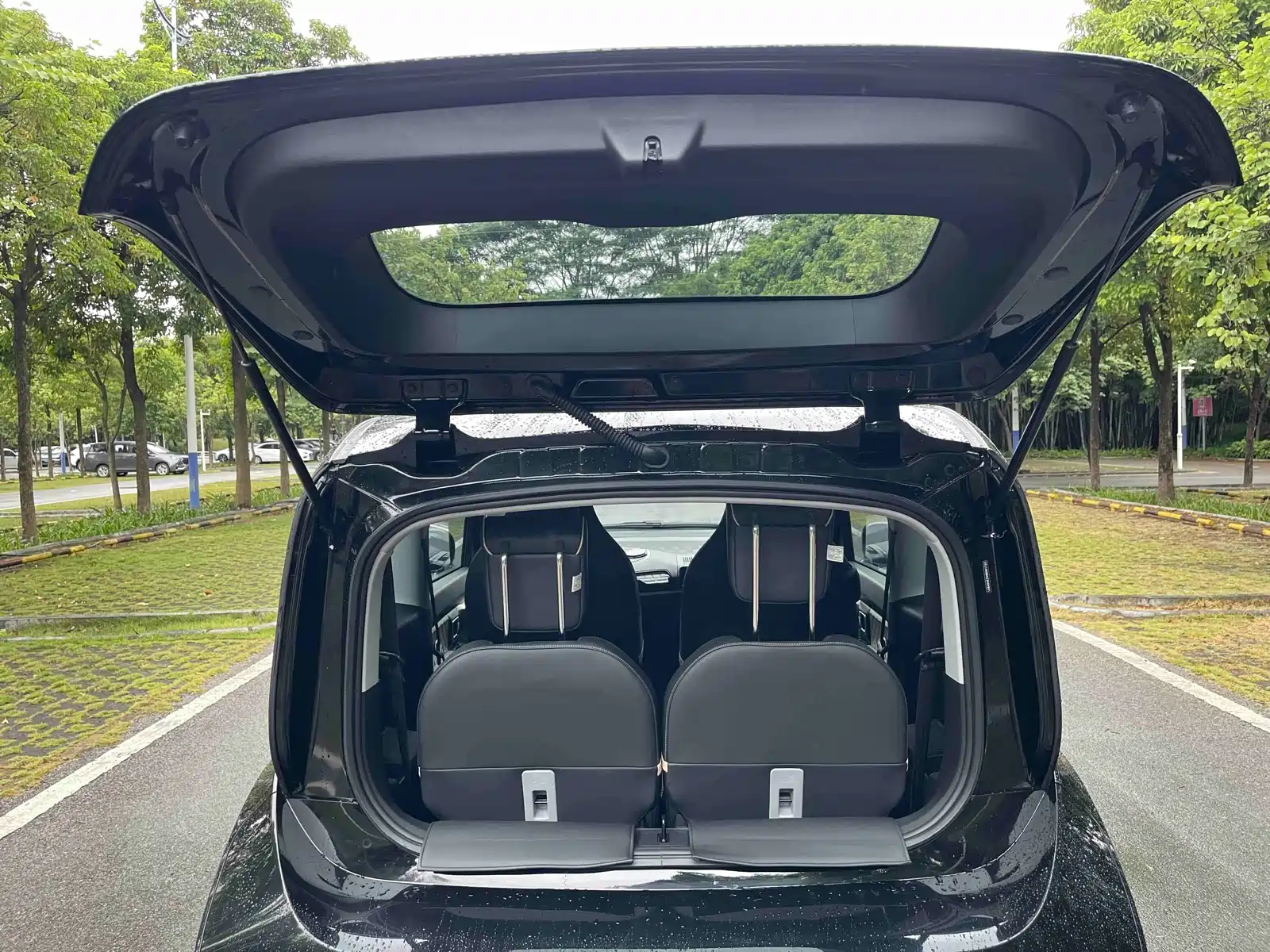 Фото 11 - Baojun KiWi EV