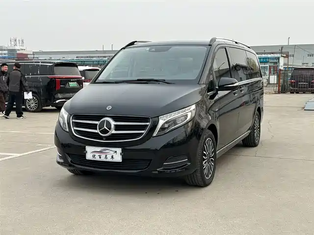 MERCEDES-BENZ V CLASS