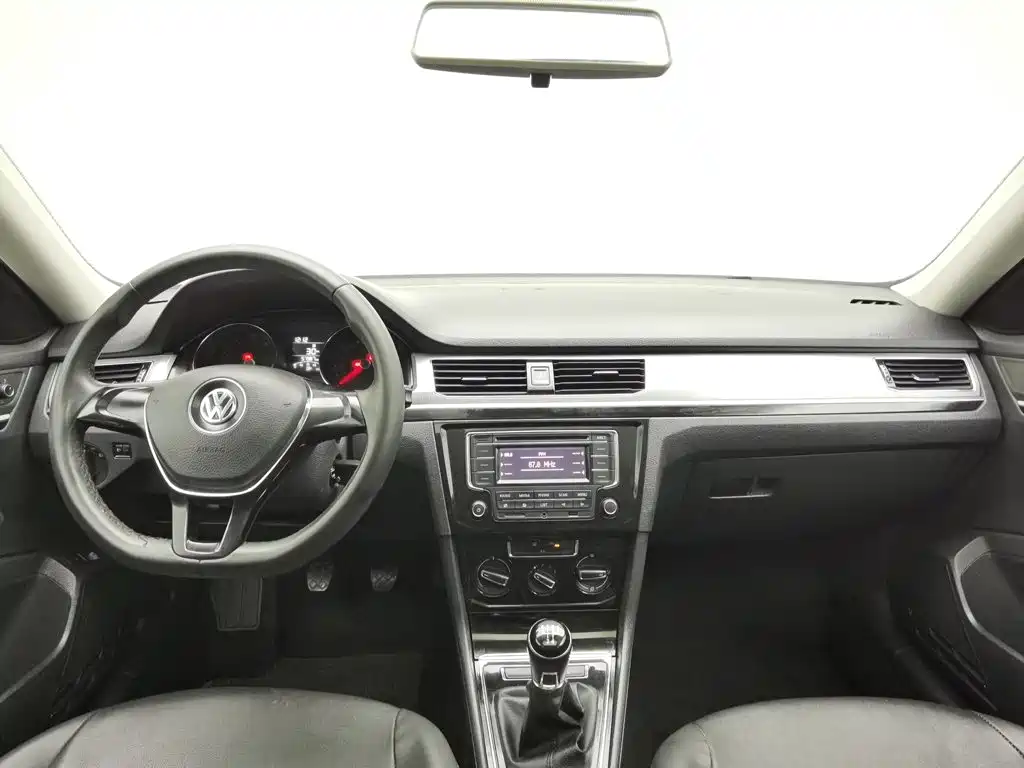 صورة 5 - Volkswagen Bora
