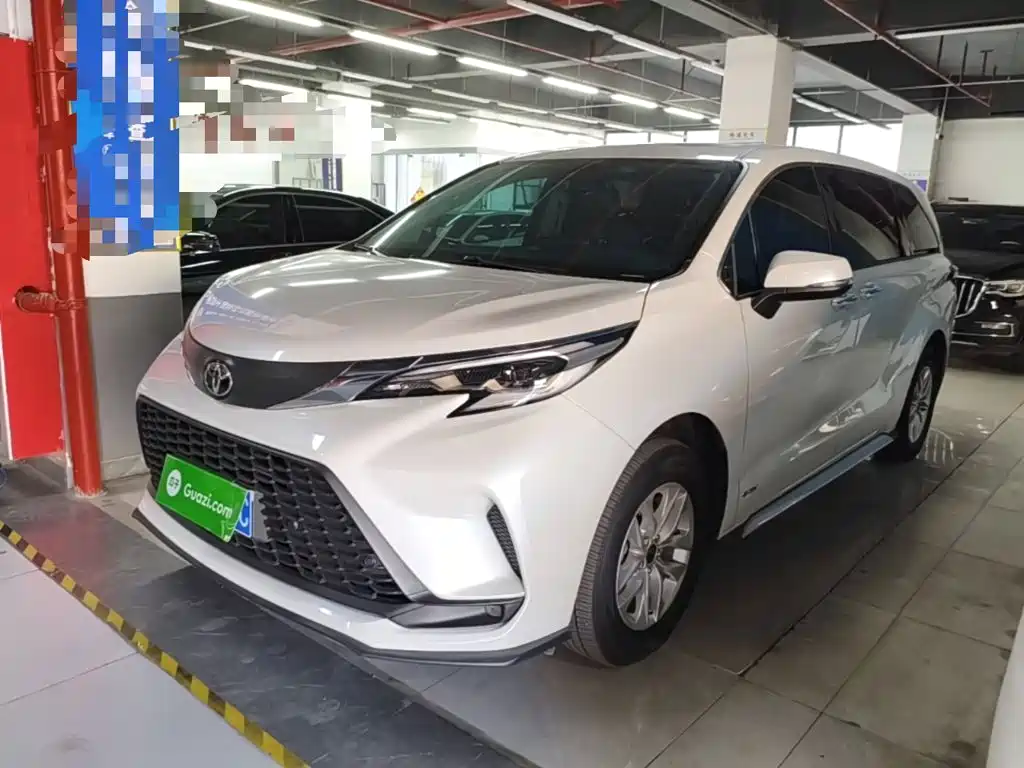 Toyota Granvia 2025 2024 2.5L Hybrid Comfort