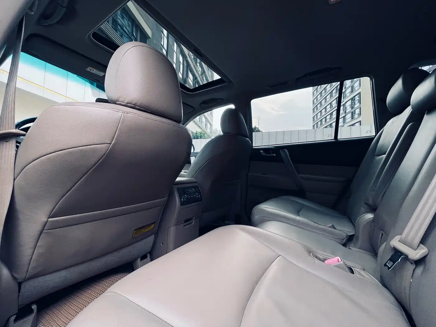 Toyota Highlander 2010 2009 3.5L 4WD 7-seater Luxury Edition