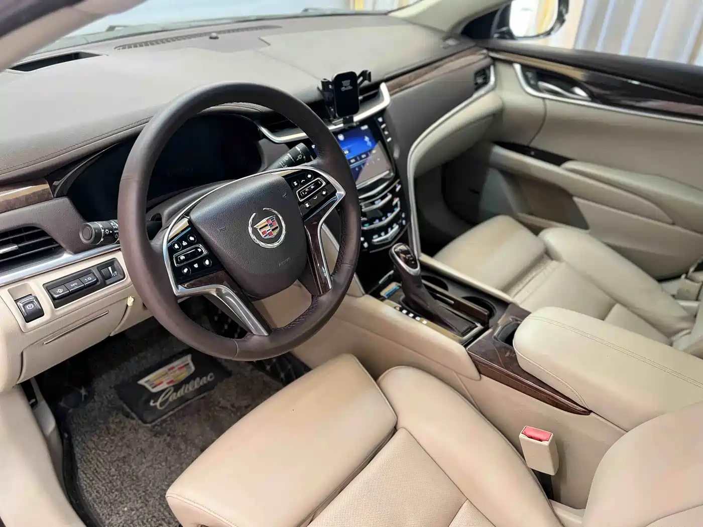 Cadillac XTS 2014 36S Platinum Edition фото 11