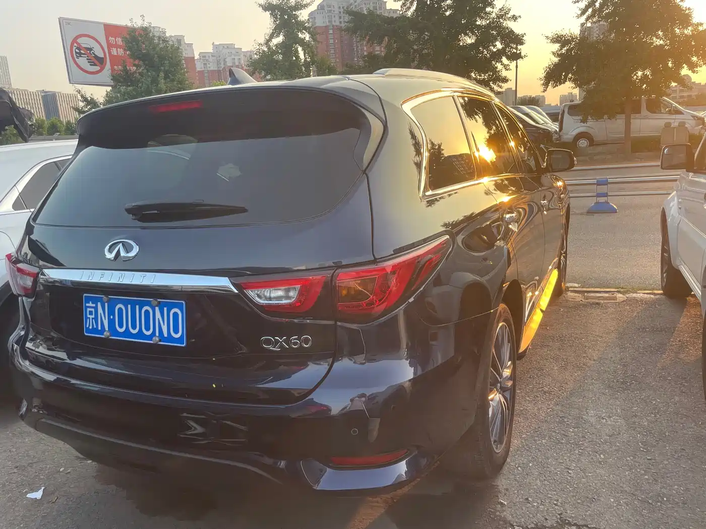 Infiniti QX60 (Import) 2019 2018 2.5 S/C Hybrid 2WD Excellence Edition China VI