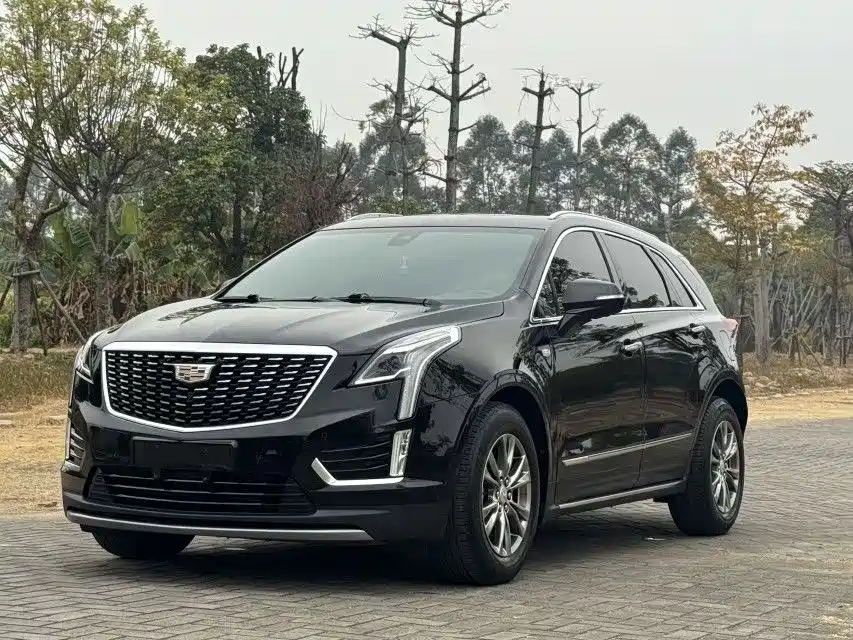 CADILLAC XT5
