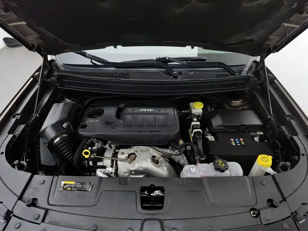 Jeep Commander 2019 2018 2.0T 2WD Advance Version China V