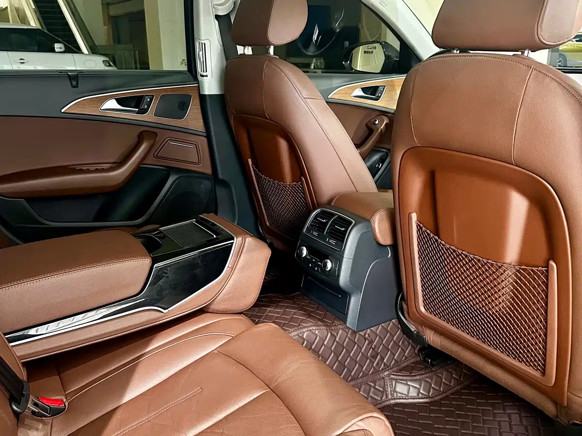 Audi A6L 2018 30th Anniversary 30 FSI Style фото 9