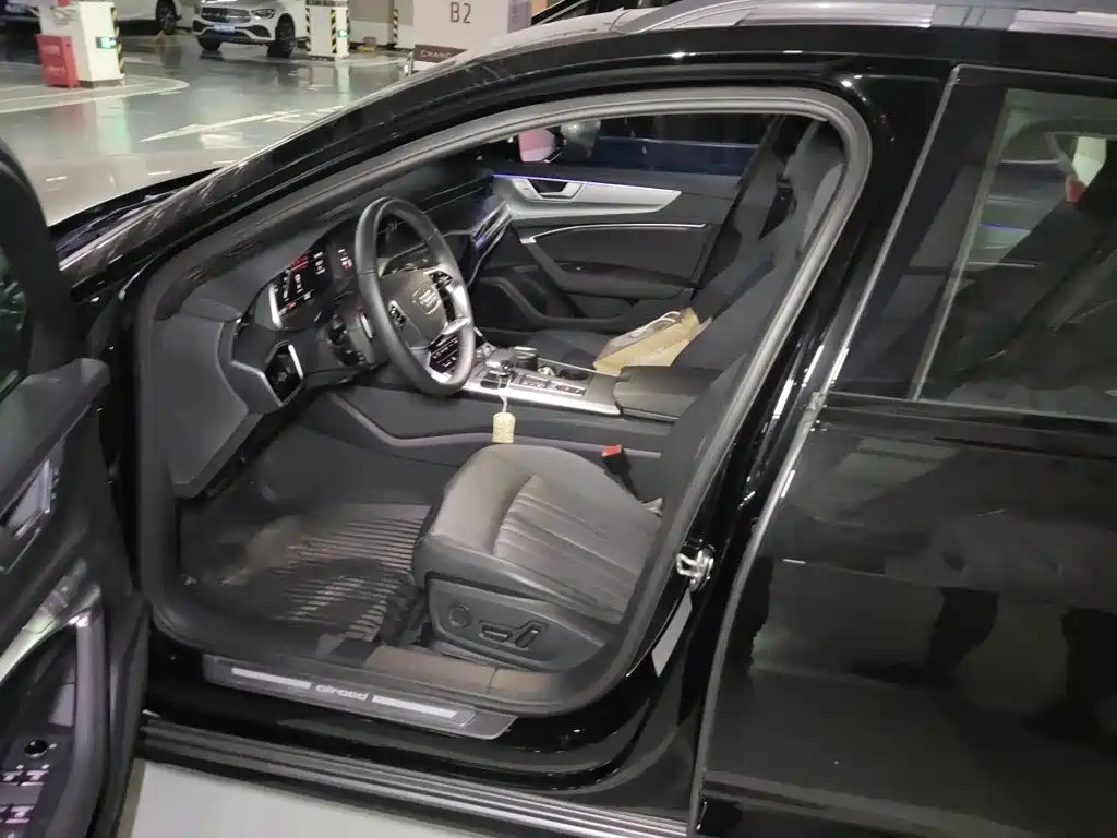 Audi A6 (Import) 2022 2022 allroad quattro Explorer 55 TFSI Premium Off-road