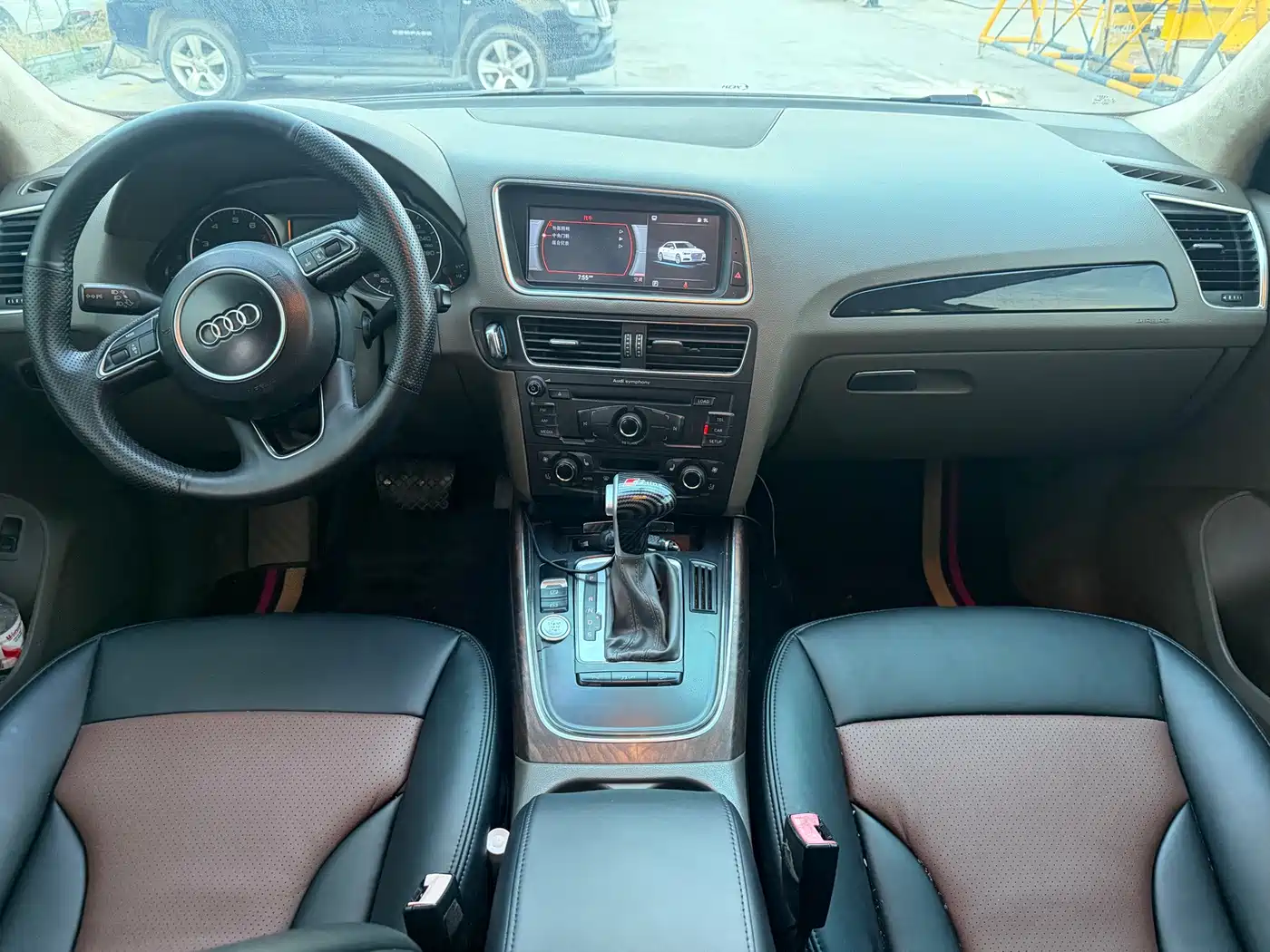 Фото 8 - Audi Q5