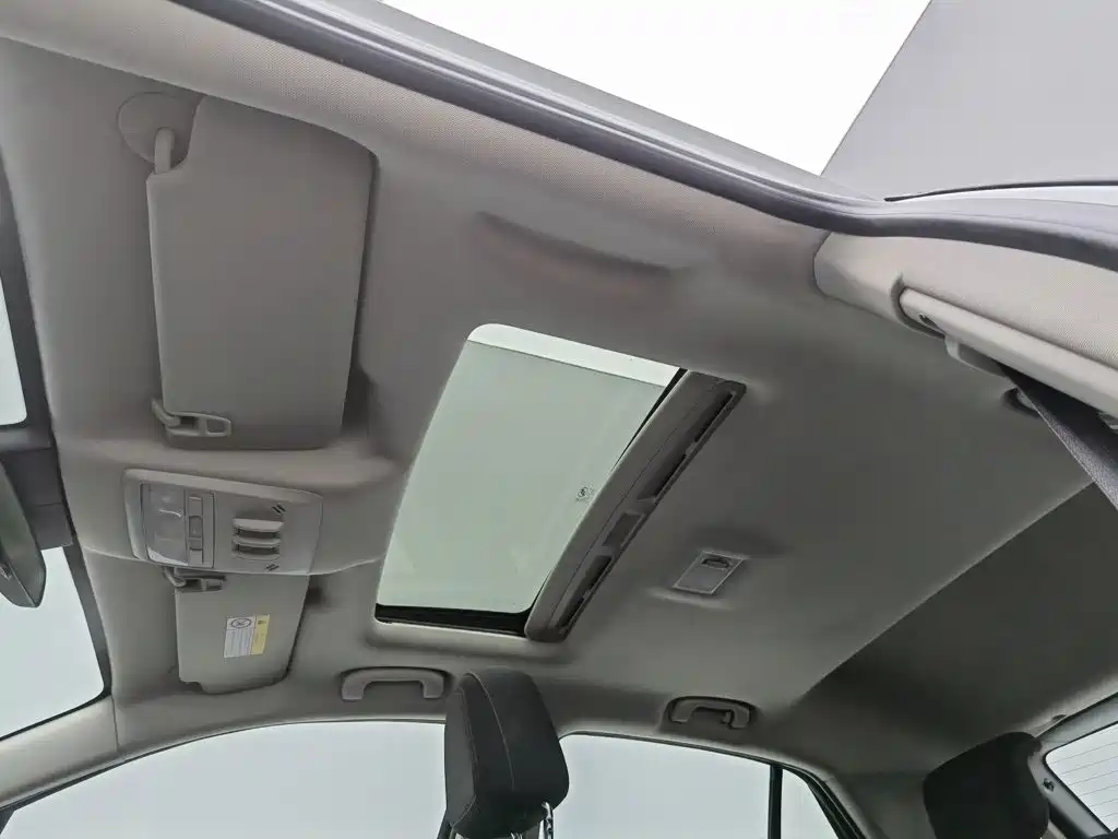 Фото 14 - Buick Encore