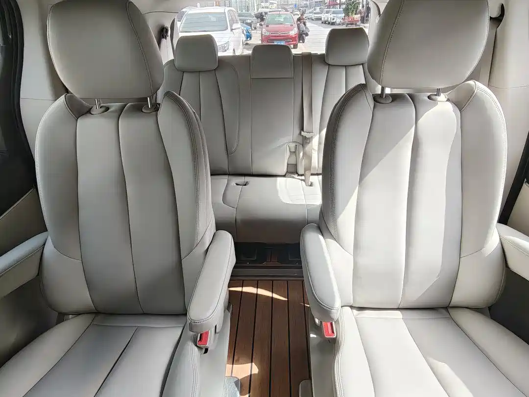 Buick GL8 2022 Land Business Class 652T Comfort фото 9