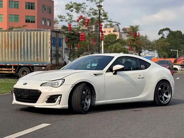 SUBARU BRZ