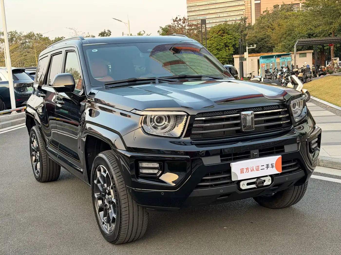 TANK TANK 700 NEW ENERGY