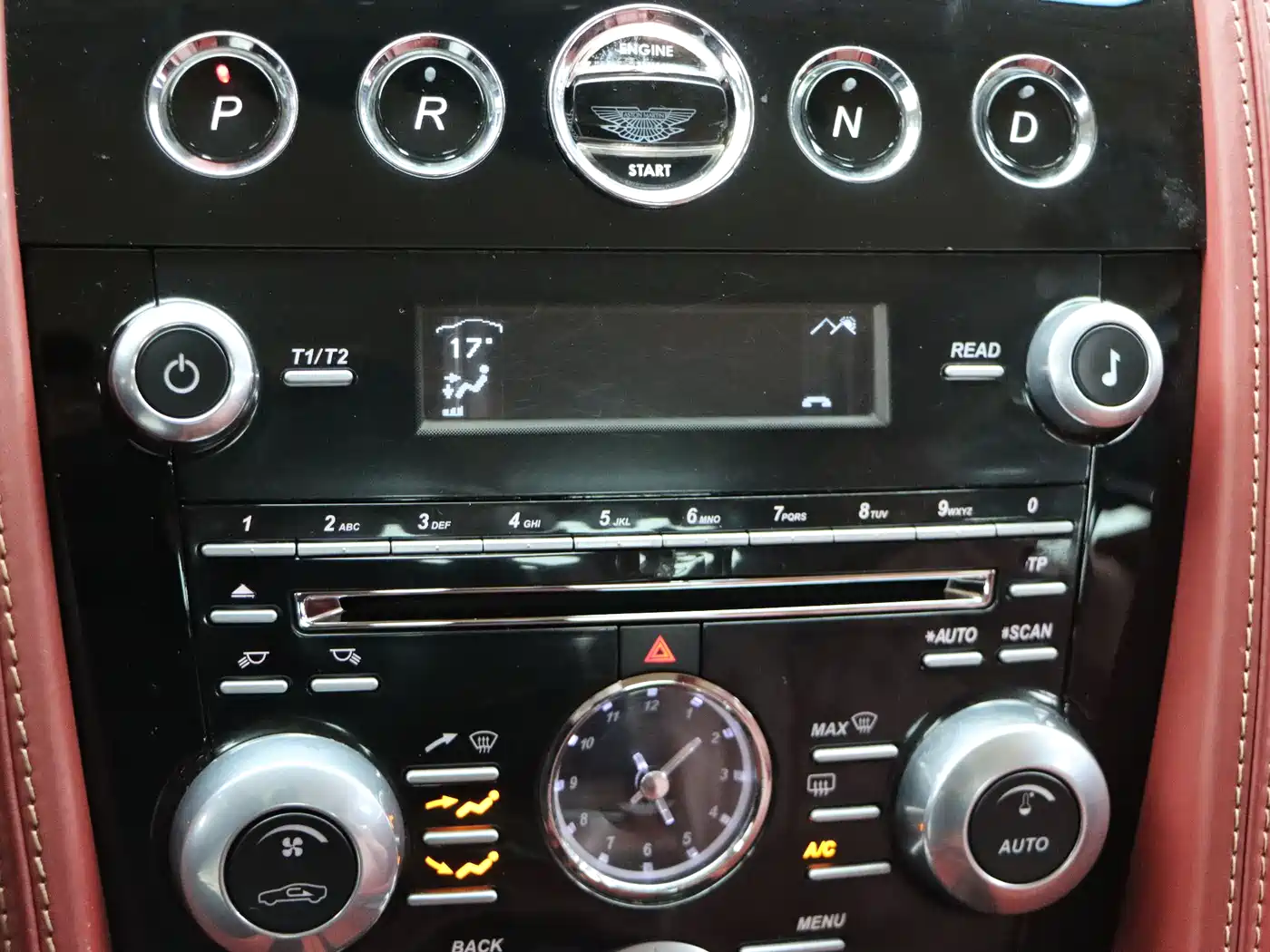 Aston Martin Virage 2012 6.0 Coupe фото 14